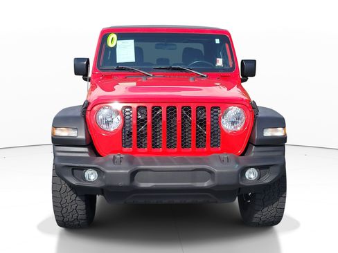 Used 2020 Jeep Gladiator Sport w/ Quick Order Package 23S AWD/4WD image 2