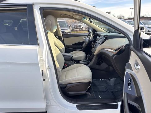 Used 2016 Hyundai Santa Fe Sport w/ Option Group 02 image 15