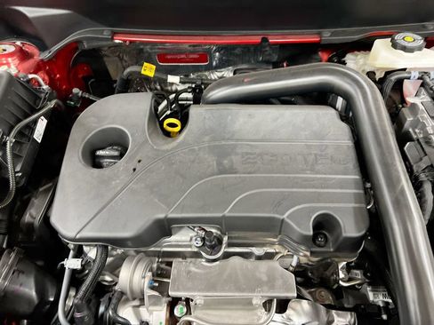 Used 2024 Chevrolet Equinox LT FWD image 25