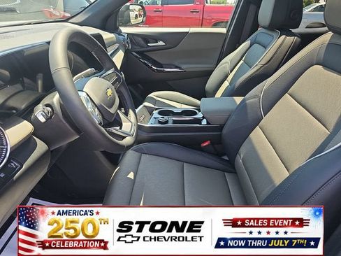New 2026 Chevrolet Equinox LT w/ Convenience Package II FWD image 10