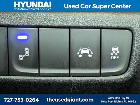 Used 2020 Hyundai Kona Limited FWD image 27