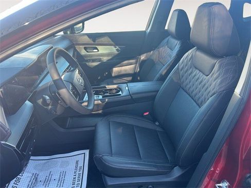 Certified 2026 Nissan Murano Platinum w/ Cargo Package image 9