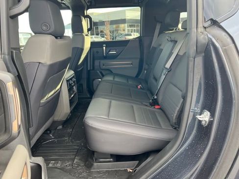 New 2025 GMC Hummer EV 2X w/ LPO, Dark Essentials Package image 17