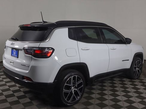 Used 2024 Jeep Compass Limited w/ Elite Group image 13