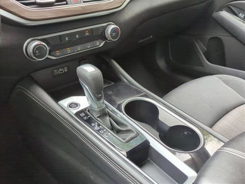 Used 2023 Nissan Altima 2.5 SV FWD image 15