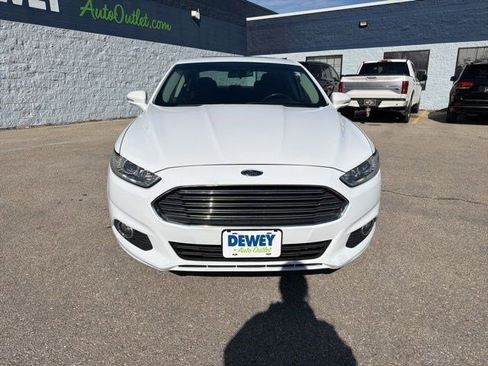 Used 2014 Ford Fusion SE FWD image 8