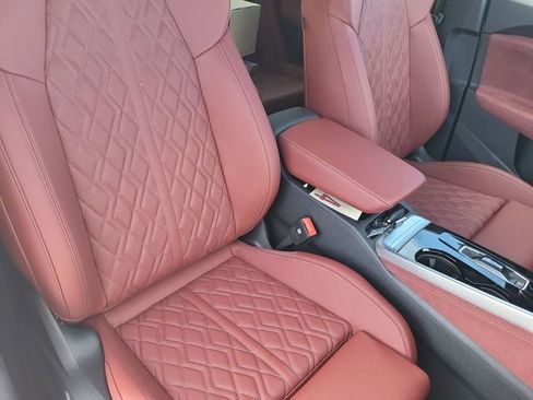 New 2025 Audi SQ5 Prestige image 19