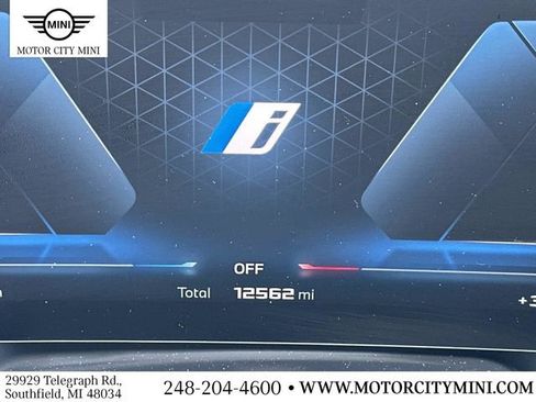 Used 2025 BMW iX M60 image 24