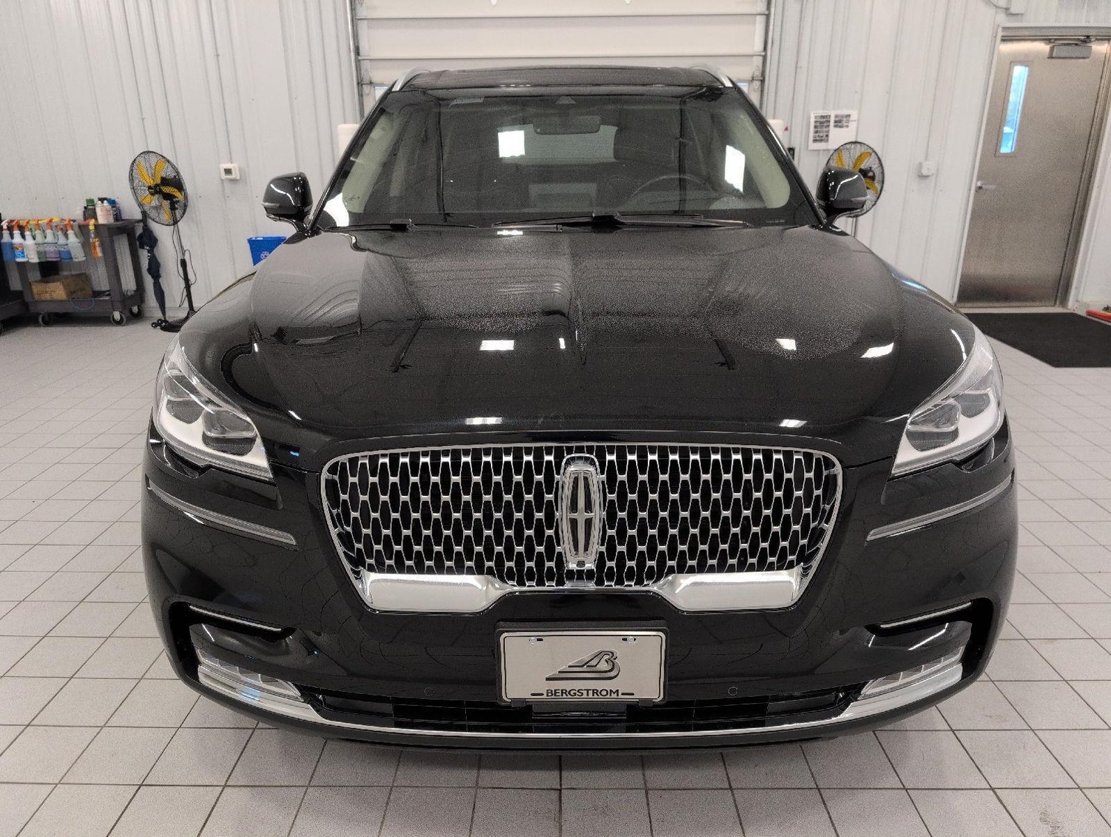 Used 2020 Lincoln Aviator Reserve w/ Equipment Group 202A AWD/4WD image 13