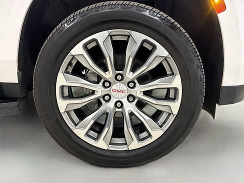 Used 2021 GMC Yukon XL Denali image 41