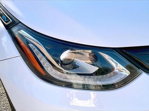 Certified 2020 Chevrolet Bolt LT image 25