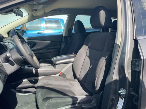 Used 2022 Nissan Murano S image 10