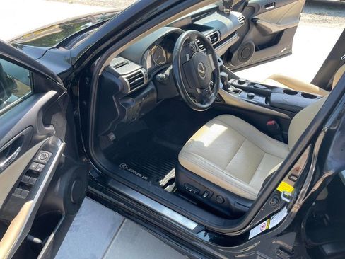 Used 2014 Lexus IS 250 AWD w/ Premium Package image 42