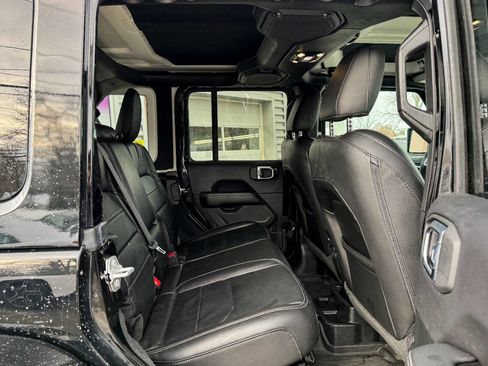 Used 2023 Jeep Wrangler Unlimited Sahara w/ Dual Top Group image 14