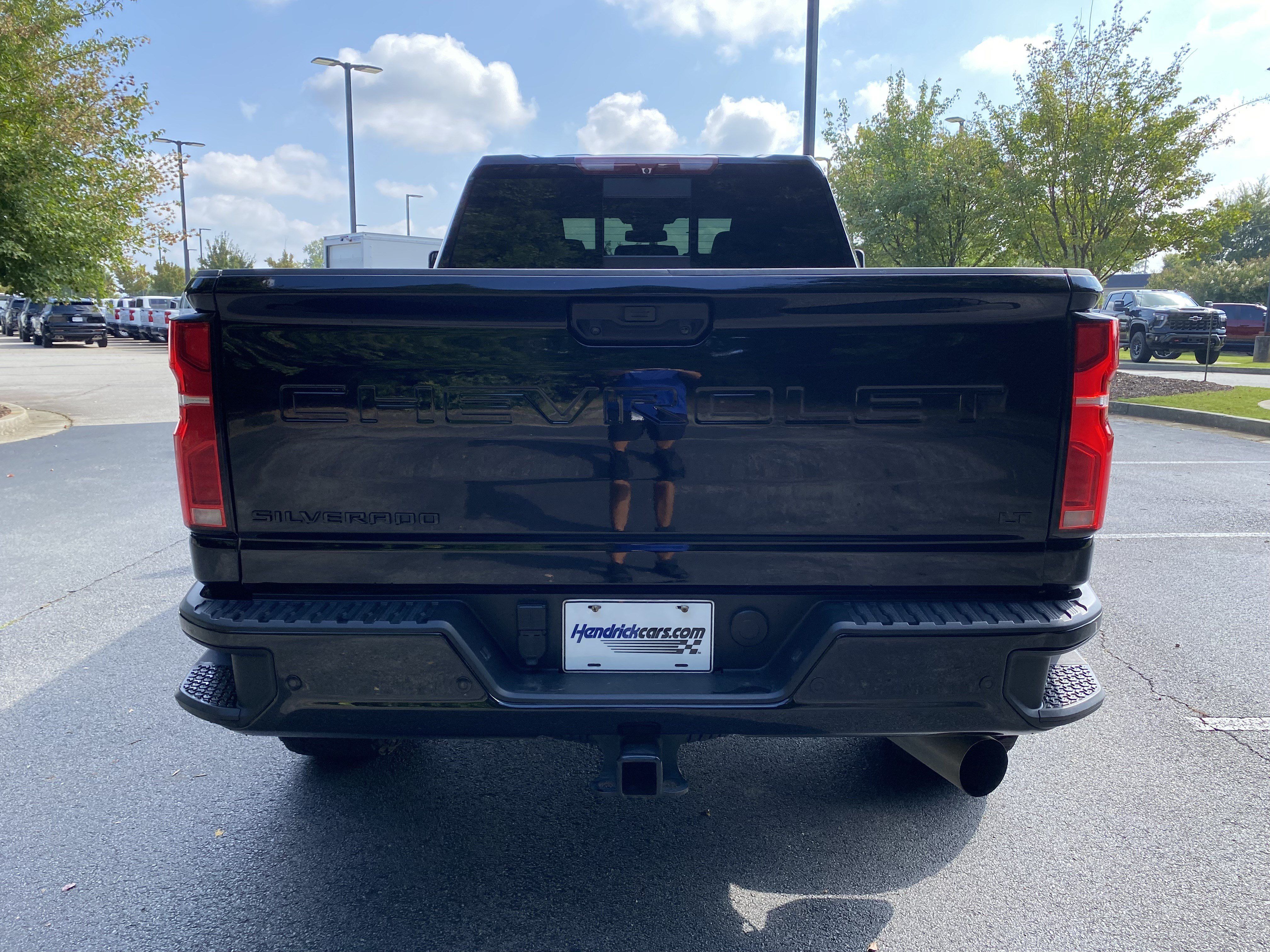 Used 2025 Chevrolet Silverado 2500 LT w/ Trail Boss Package AWD/4WD image 8