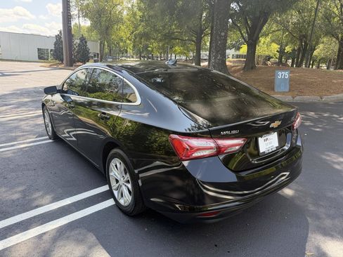 Used 2022 Chevrolet Malibu LT FWD image 7