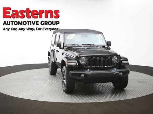 Used 2024 Jeep Wrangler Unlimited AWD/4WD image 54