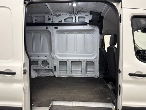 Used 2025 Ford Transit 250 148 High Roof AWD image 28