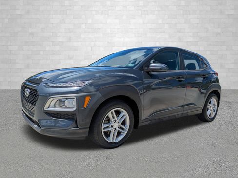Used 2021 Hyundai Kona SE image 5