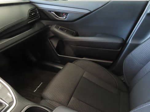 Certified 2025 Subaru Outback Premium image 22