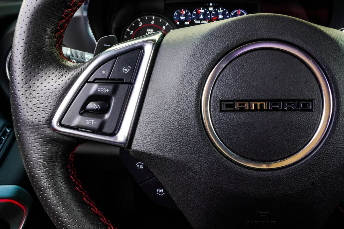 Used 2023 Chevrolet Camaro SS RWD image 34