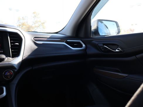 Used 2023 GMC Acadia SLE w/ Driver Convenience Package image 45