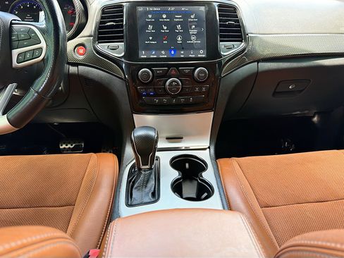 Used 2021 Jeep Grand Cherokee Trackhawk w/ Trailer Tow Group IV AWD/4WD image 19