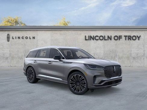 New 2025 Lincoln Aviator Black Label image 29