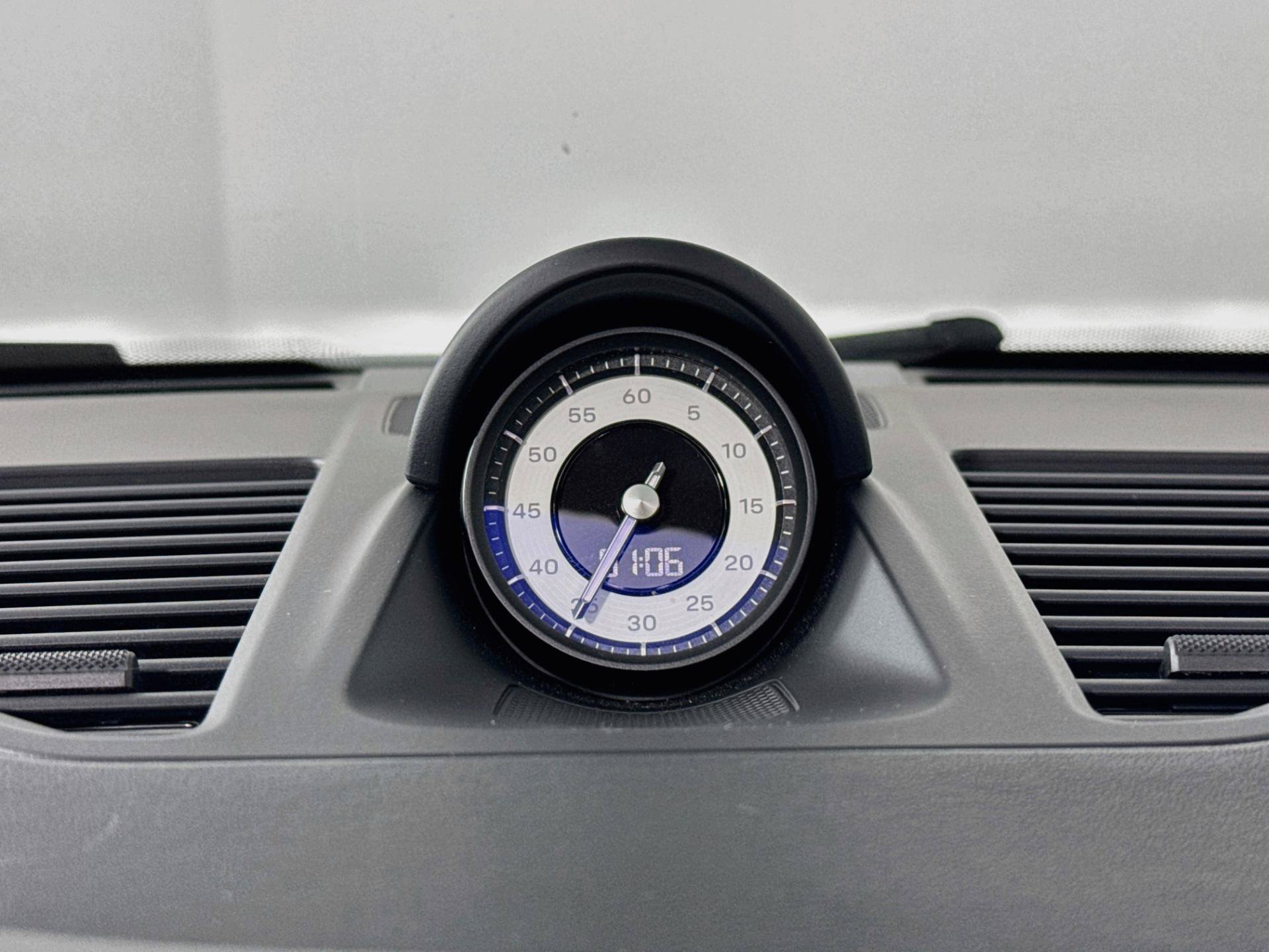 Used 2021 Porsche 911 AWD/4WD image 34