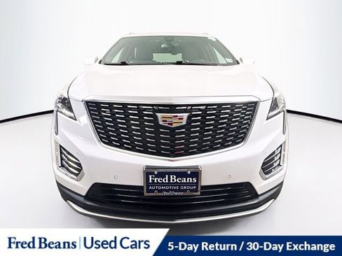Used 2024 Cadillac XT5 Premium Luxury AWD/4WD image 2