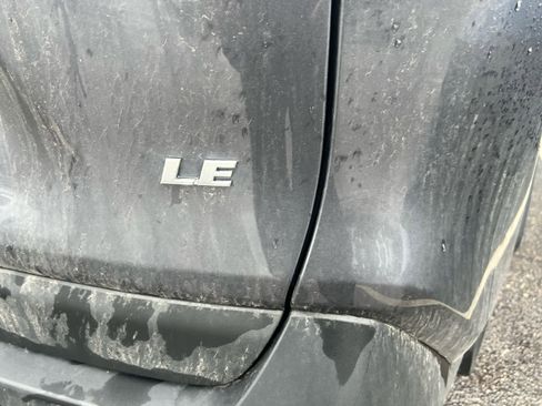 Used 2023 Toyota RAV4 LE image 11