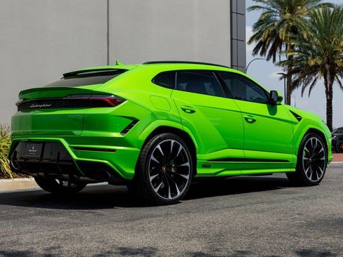 Used 2025 Lamborghini Urus SE image 16