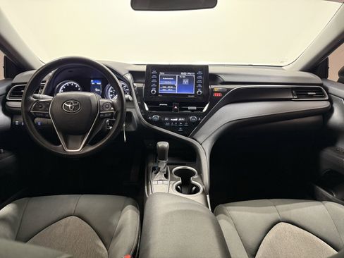 Used 2022 Toyota Camry LE image 16