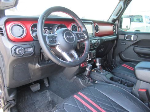 Used 2022 Jeep Wrangler Rubicon AWD/4WD image 15