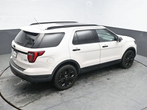 Used 2019 Ford Explorer Sport w/ Equipment Group 401A AWD/4WD image 30