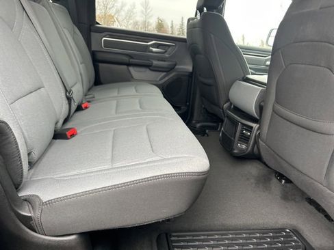 Used 2021 RAM 1500 Big Horn image 21
