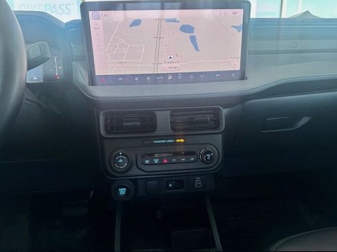 Used 2025 Ford Maverick Lariat w/ Black Appearance Package image 11