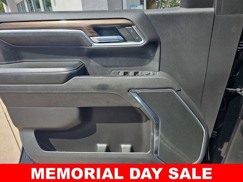 Used 2022 Chevrolet Silverado 1500 RST w/ LPO, Dark Essentials Package AWD/4WD image 27