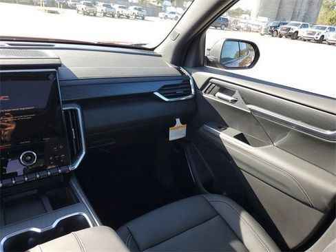 New 2026 GMC Acadia Elevation image 15