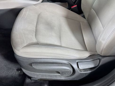 Used 2017 Hyundai Elantra SE FWD image 22