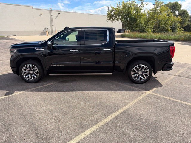 Used 2026 GMC Sierra 1500 Denali w/ Denali Reserve Package AWD/4WD image 3