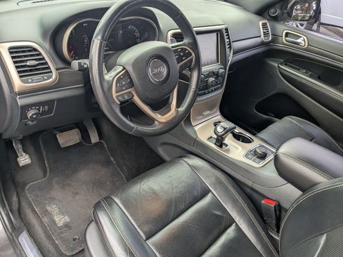 Used 2015 Jeep Grand Cherokee Limited w/ Luxury Group II AWD/4WD image 17
