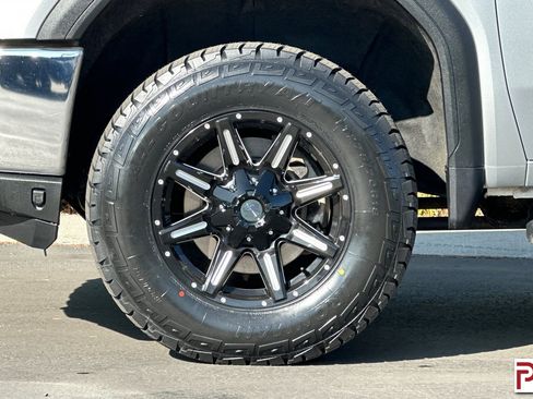 Used 2022 GMC Sierra 2500 SLE w/ Fleet Comfort Package image 31