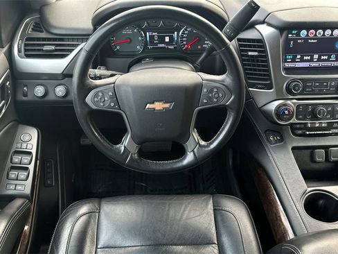 Used 2018 Chevrolet Tahoe LT image 13