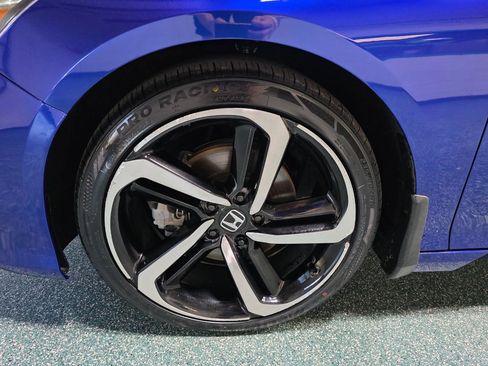 Used 2020 Honda Accord Sport image 12