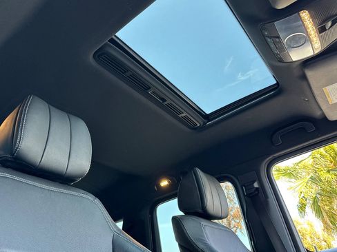 Used 2019 Mercedes-Benz G 550 image 21