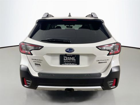 Used 2020 Subaru Outback Touring w/ Popular Package #2 image 12