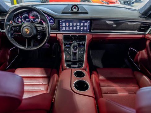 Used 2022 Porsche Panamera GTS w/ Premium Package image 53