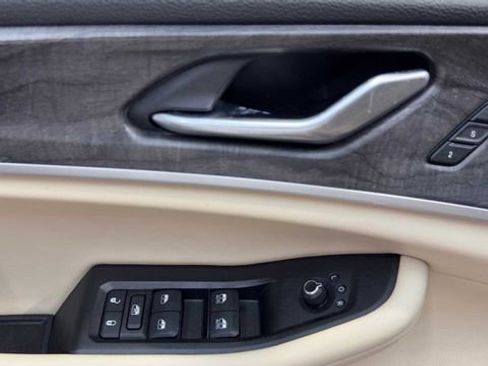 Used 2021 Jeep Grand Cherokee L Limited image 21