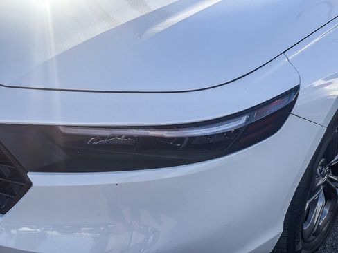 Certified 2023 Honda Accord EX image 9